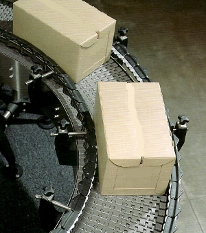 Modular plastic belt conveyor